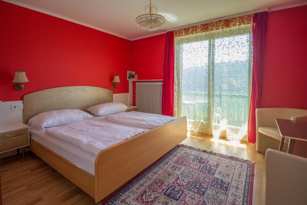 Gastehaus Libelle Bed and Breakfast Millstatt Esterno foto